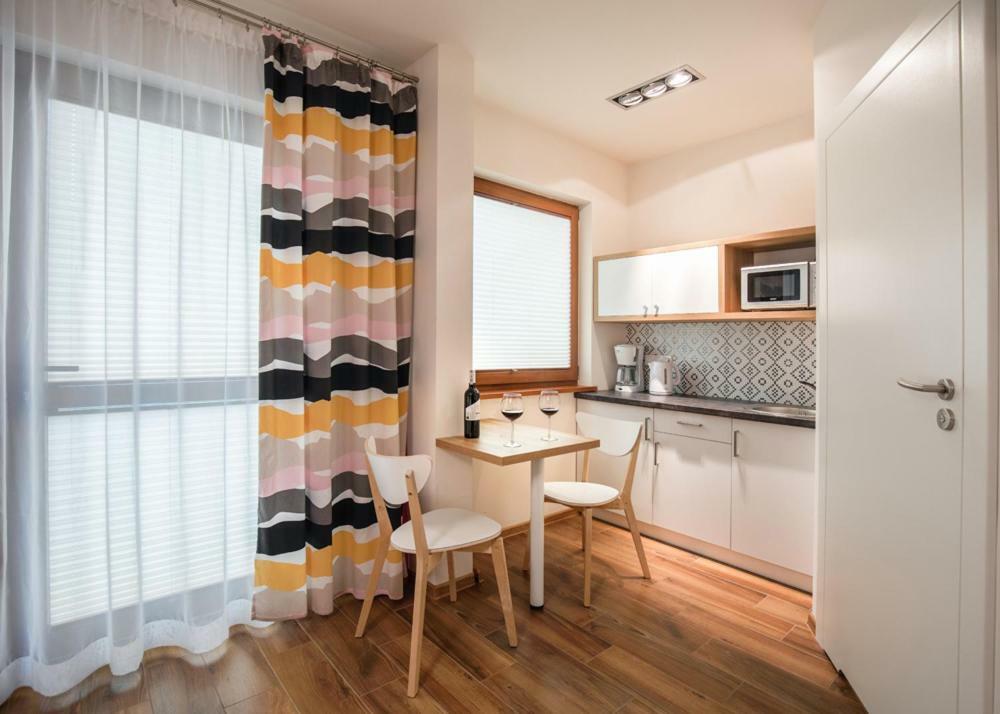 Apartamenty Klifowa Z Widokiem Na Morze Trzesacz Luaran gambar